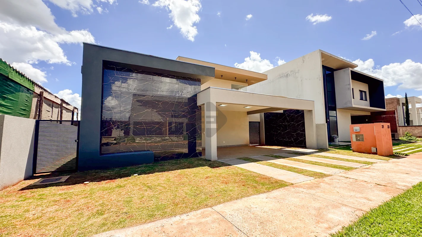 ELDORADO IMOBILIÁRIA VENDEBelíssima Casa Térrea no Condomínio Le Jardin Jardim B...