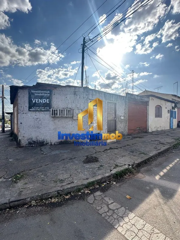 Excelente lote de esquina - na QS 06, em uma das principais avenidas do Riacho F...