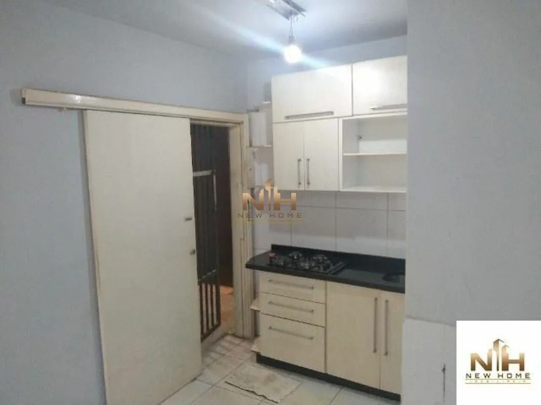 Se você busca praticidade e economia, essa kitnet de 30m² é perfeita para você. ...