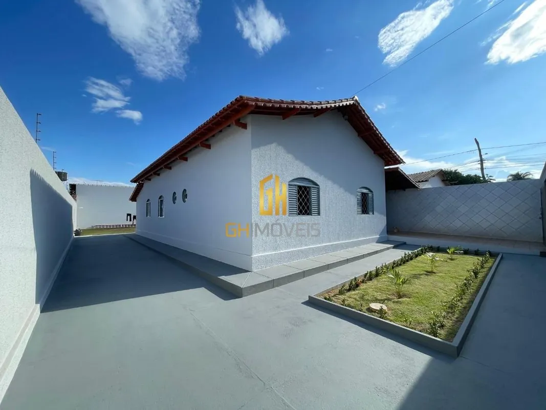 Casa com 3 quartos no Jardim Luz, em terreno com 472m² com 172m² de área constru...