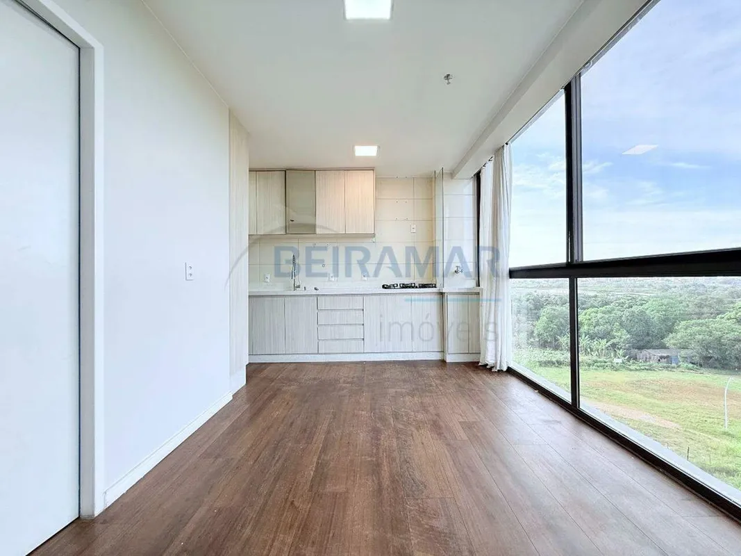 Excelente apartamento de 39m², com vista livre para a reserva, próximo a mercado...