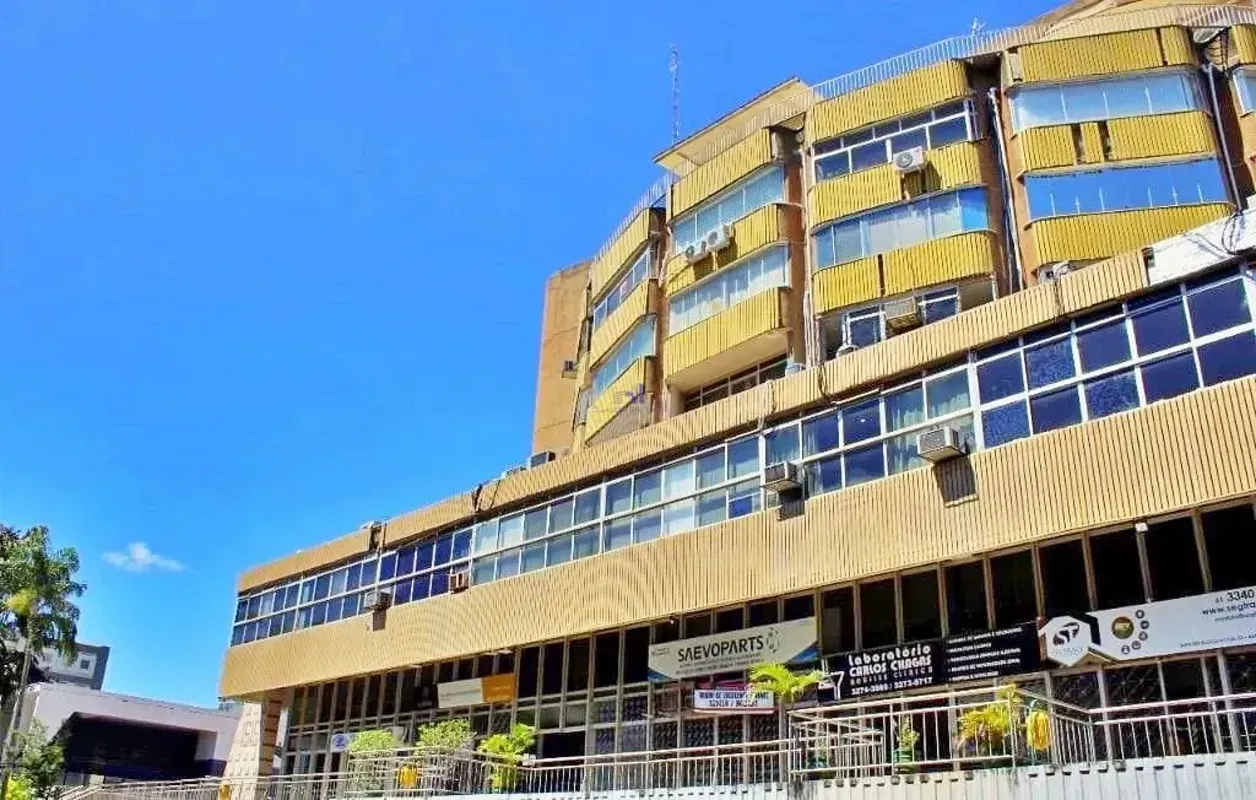 Cláudio Antônio Imóveis aluga loja reformada e espaçosa no Ed. Isis - SEPN 509 B...