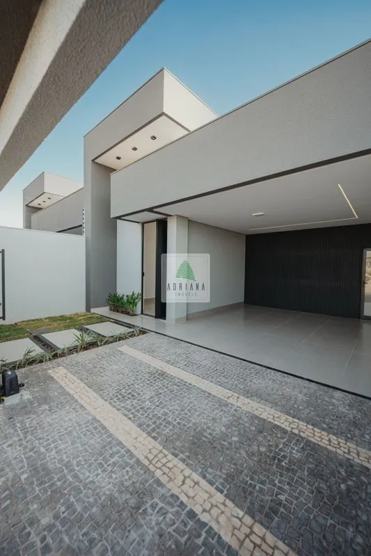 - 3 quartos sendo uma suíte com closet;- ?Sala com pé direito duplo;- ?Cozinha i...