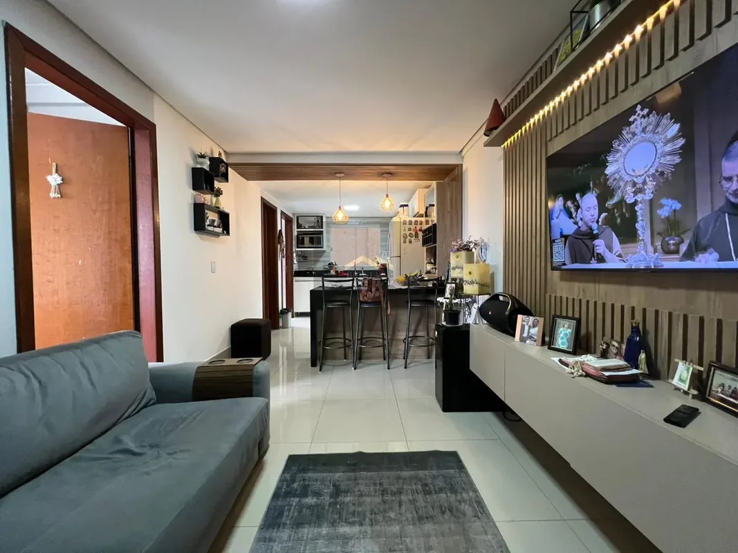 Batista Soluções Imobiliárias vende:Apartamento localizado na Rua 03 do Taguapar...
