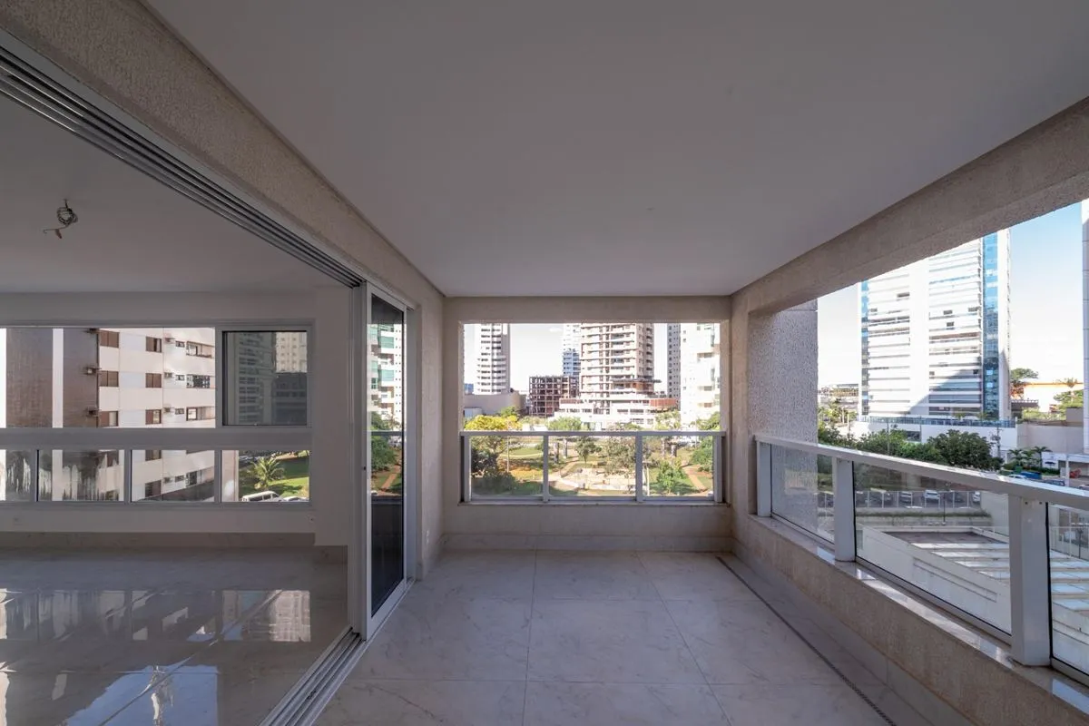 O apartamento está localizado no bairro Jardim Goiás, no condomínio Horizonte Fl...