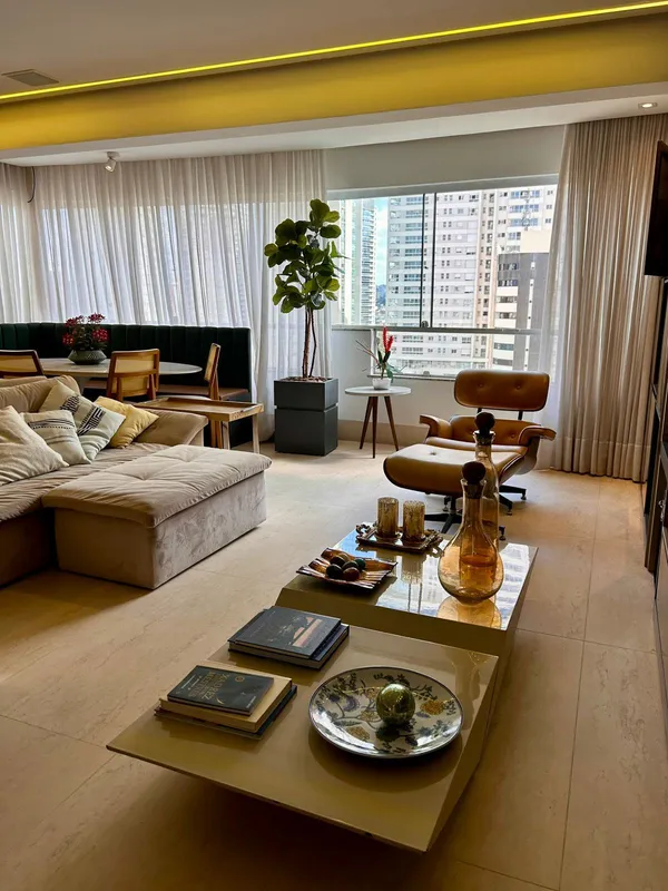 Apartamento de 148 m² em frente à Praça das Artes.Com marcenaria planejada em to...