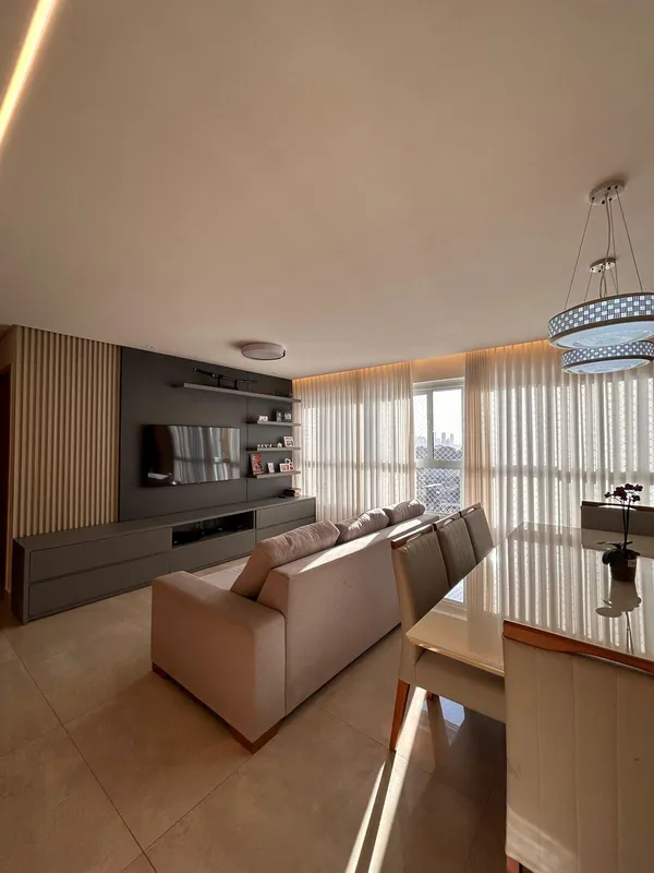 Apartamento mobiliado à venda no Marista, com 115m², elevador privativo, 3 suíte...