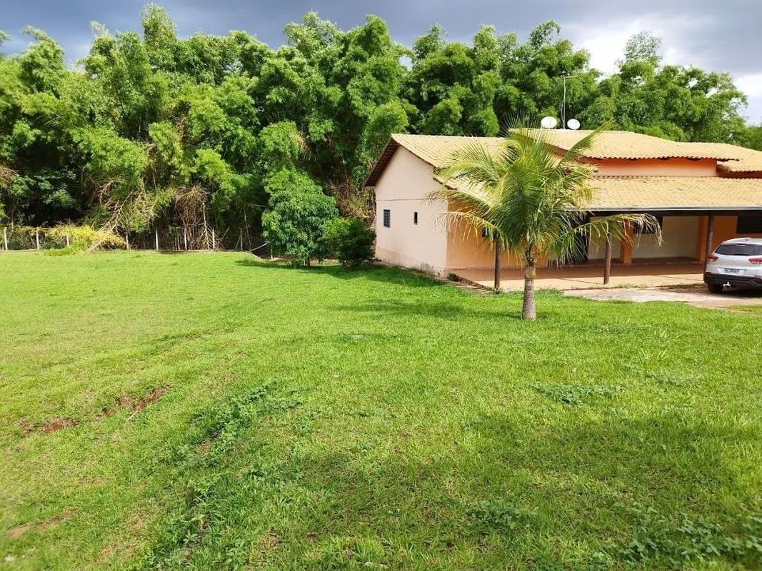 Chácara com 5.039 m² em excelente localização, a poucos metros do Anel Viário, P...