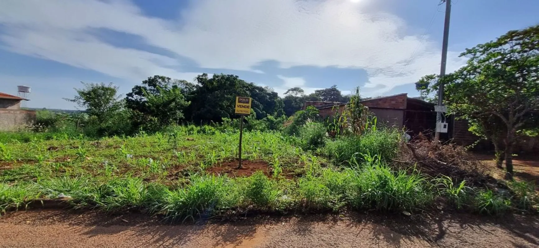 Terreno no loteamento São Bernardo I, localizado na GO-070, em Goianira.- Área t...