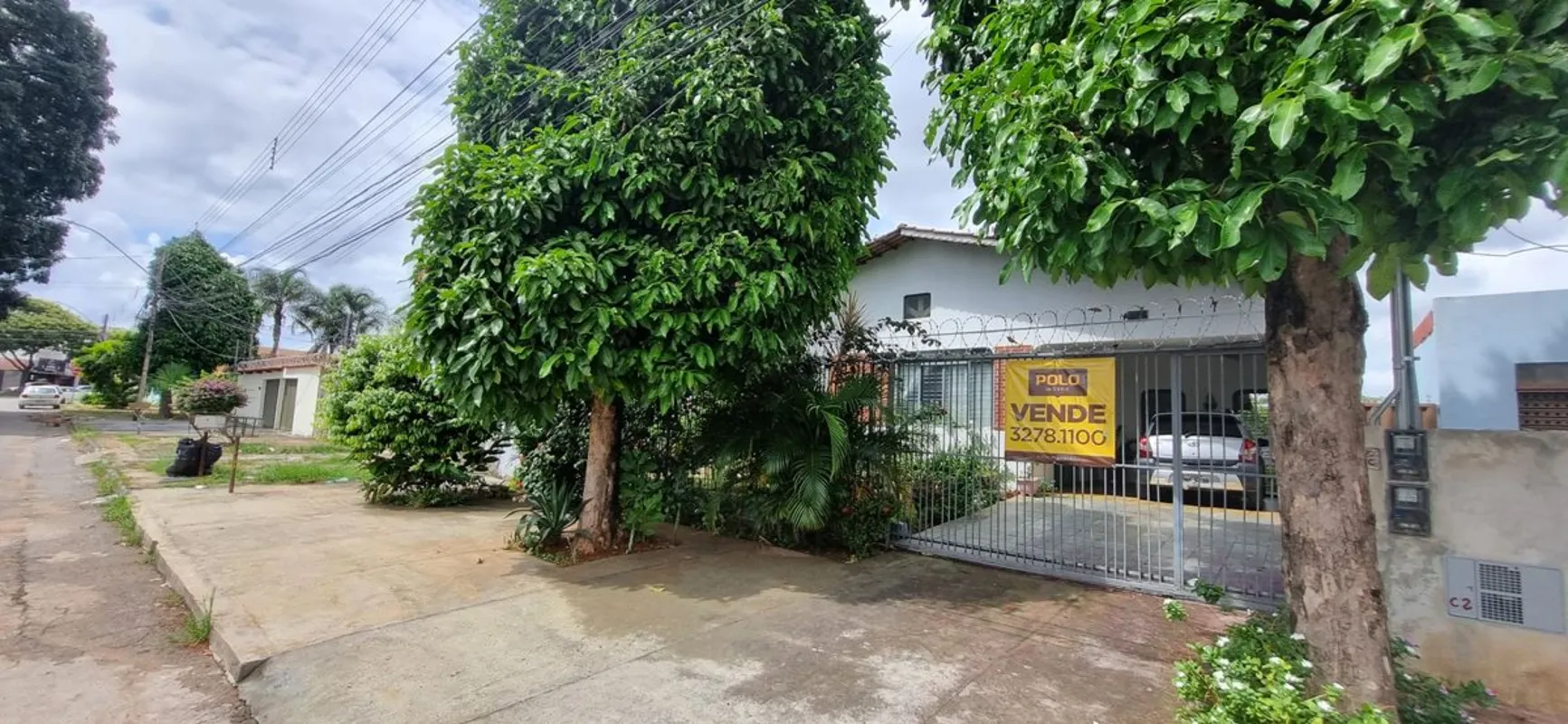 Casa no Setor Parque Amazônia , localizada próxima ao Shopping Buriti.- Área con...