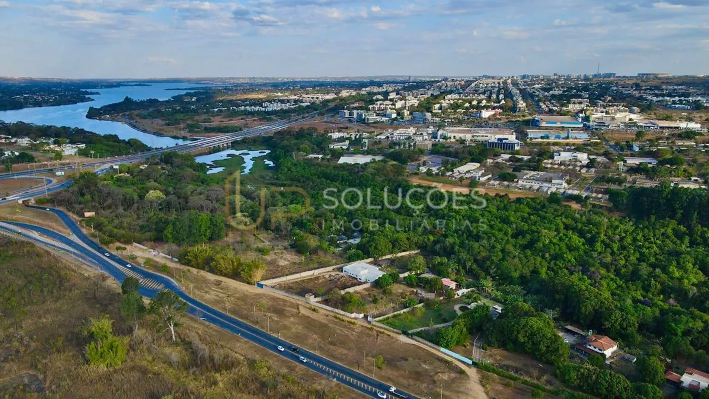 Casa Nova | Terreno: 10.000m² | Casa: 500 m² | 1km do Iguatemi e Boulevard | Val...