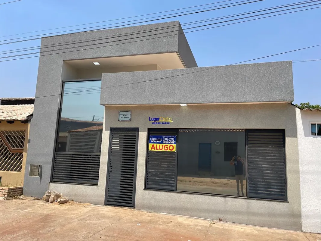  Espaçosa casa para venda!Localizada em um bairro tranquilo e de fácil acesso, e...