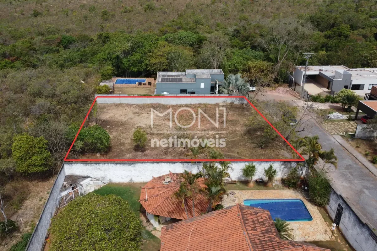 Lote à Venda em Condomínio Fechado - Condomínio Belvedere Jardim Botânico. Se vo...