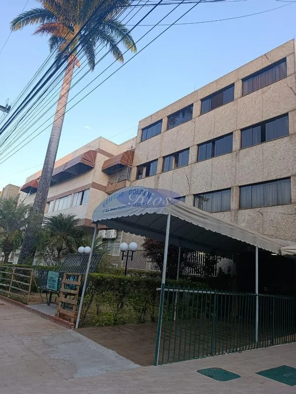 Rios Imóveis Vende Excelente apartamento na Área Especial 13 Lote L Ed. Golden, ...