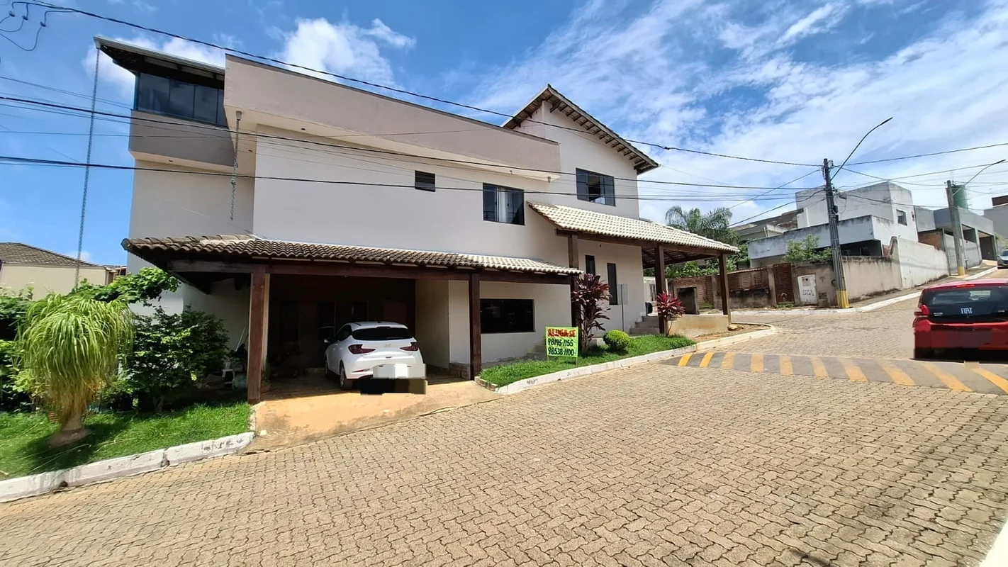 Casa para alugar – Condomínio Quinta dos Ipês, Jardim BotânicoEspaçosa e confort...