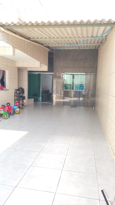 Carolina e Andrade vende com exclusividadeCasa em excelente localização.SHSN chá...