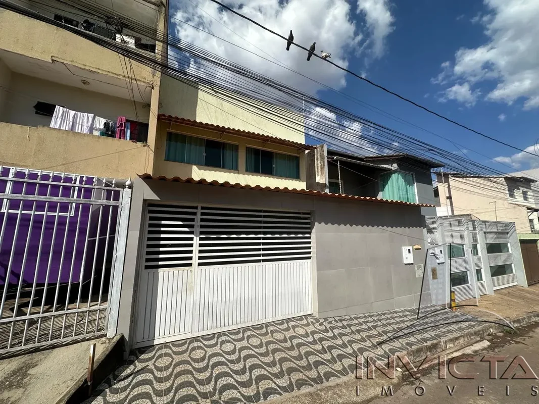 Sobrado com 4 quartos(sendo uma suite)- QS 16- Riacho Fundo I. Um excelente Sobr...