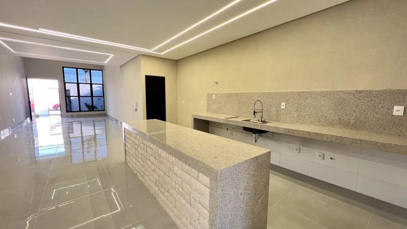 Casa de de 228 mÂ² com 03 suÃ­tes - Setor FaiÃ§alville - GoiÃ¢nia/GOCasa Ã  vend...