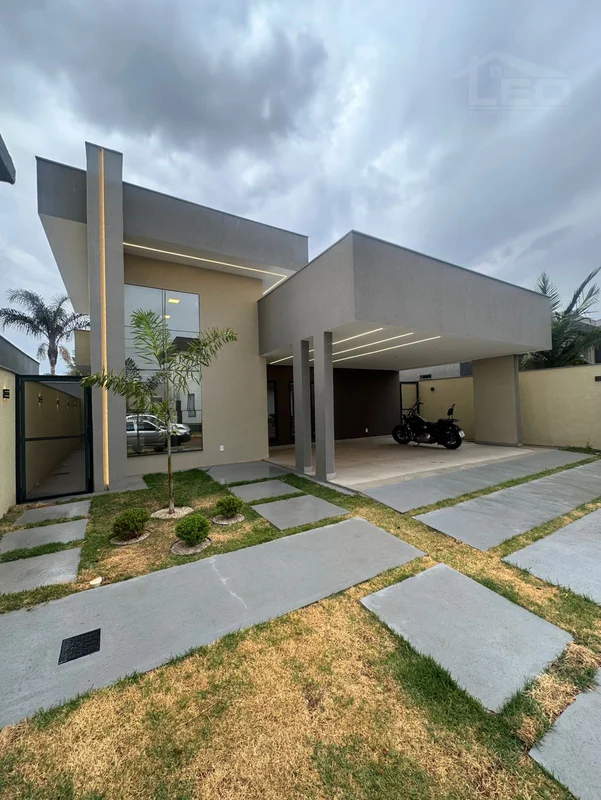 Linda Casa à Venda – Ponte Alta Norte (Alameda dos Ipês)Em condomínio fechado, f...