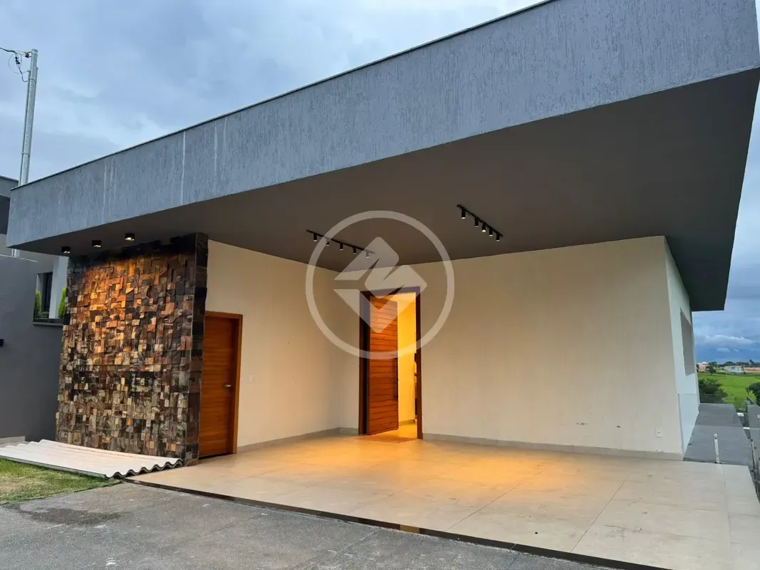 Casa no condomínio fechado Vale verde a 5 minutos do FlamboyantÁrea construída: ...