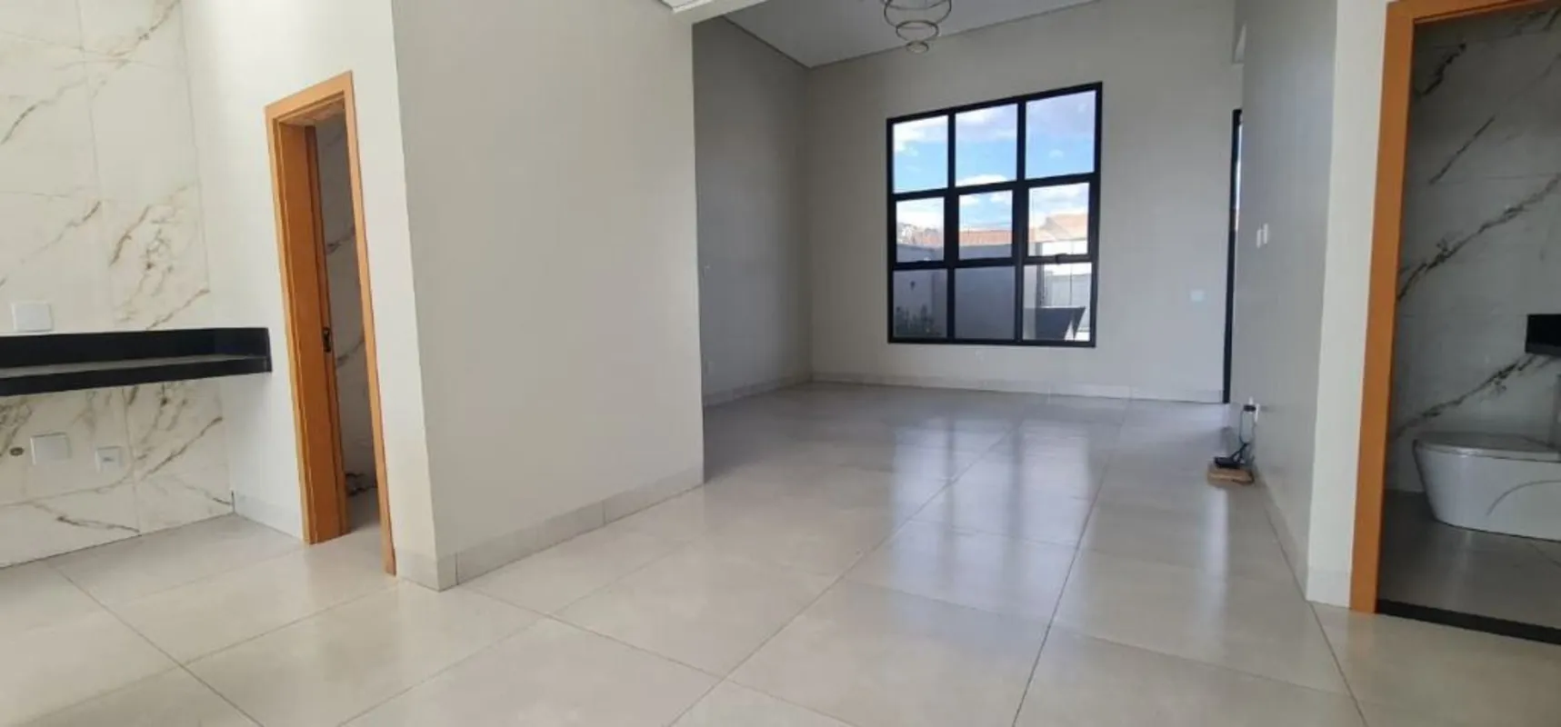 Casa de 200 mÂ² om 03 suÃ­tes Ã  venda - Setor FaiÃ§alville - GoiÃ¢nia/GOCasa mo...