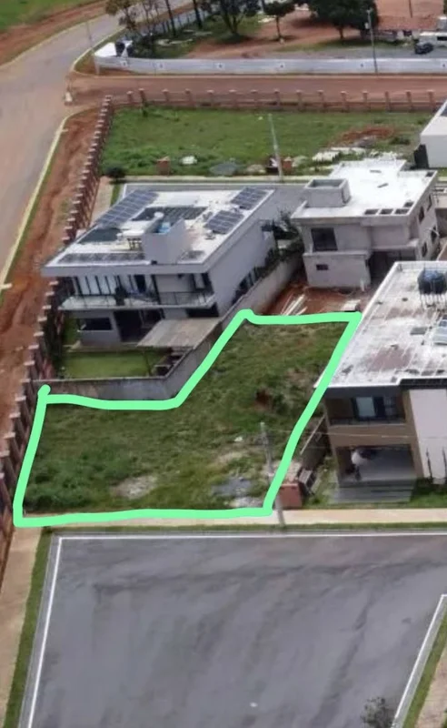 A GCASTRO IMÓVEIS VENDE !!!Ótimo lote Plano Escriturado Aceita financiamento Age...