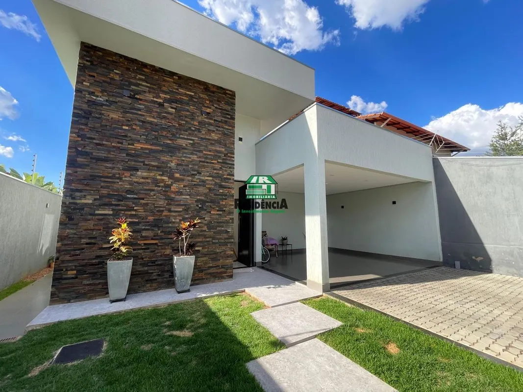 Casa Anápolis City- Área Total 360 m²- Área construída 180 m²- 3 quartos, sendo ...