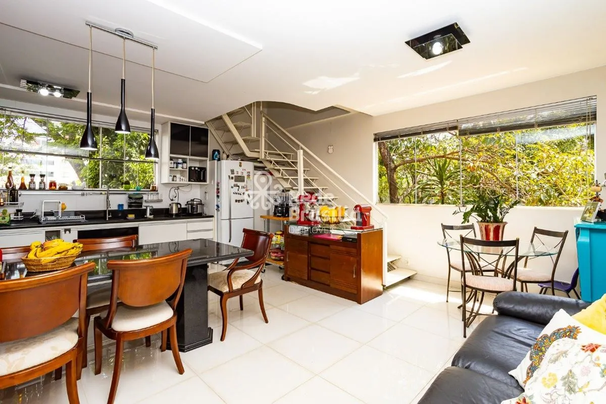 Apartamento vazado com iluminação natural. Localização privilegiada na Asa norte...