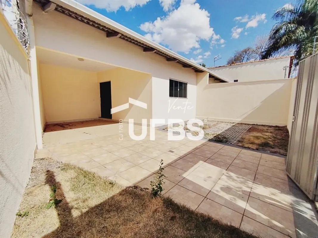 COD U-0026827 - Casa no Setor Faiçalville com lote de 214,11 m² e 98,58 m² de co...