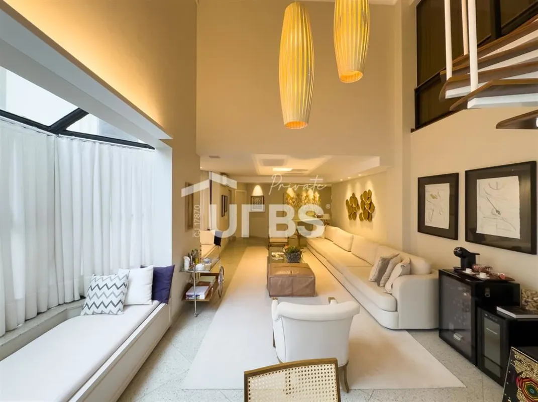 COD U-0027579 - Apartamento com 4 suítes à venda na Alameda das Rosas, Setor Oes...