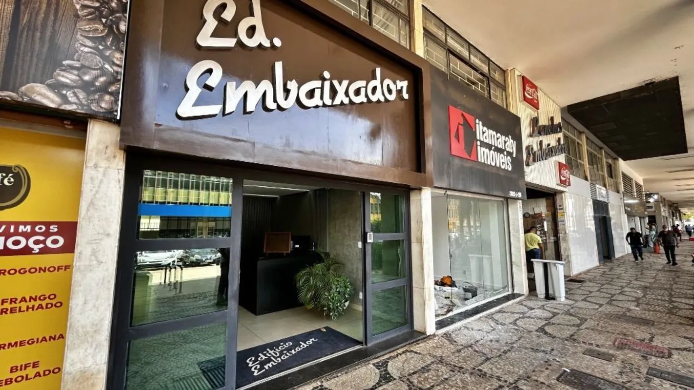 Sala Comercial 75m² Ed. Embaixador 5º andarOportunidade no Edifício Embaixador!D...