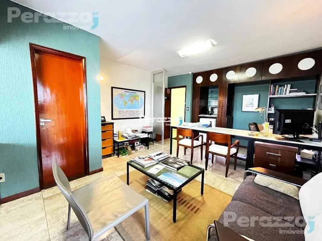Excelente Sala Comercial na SMDB Conjunto 12 - Lago SulPor R$ 295.000,00O Setor ...