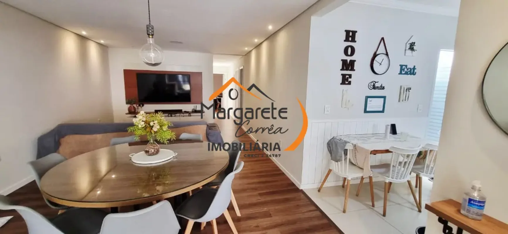Imobiliária Margarete Corrêa Vende casa térrea no Condomínio Serra Dourada II*Ca...