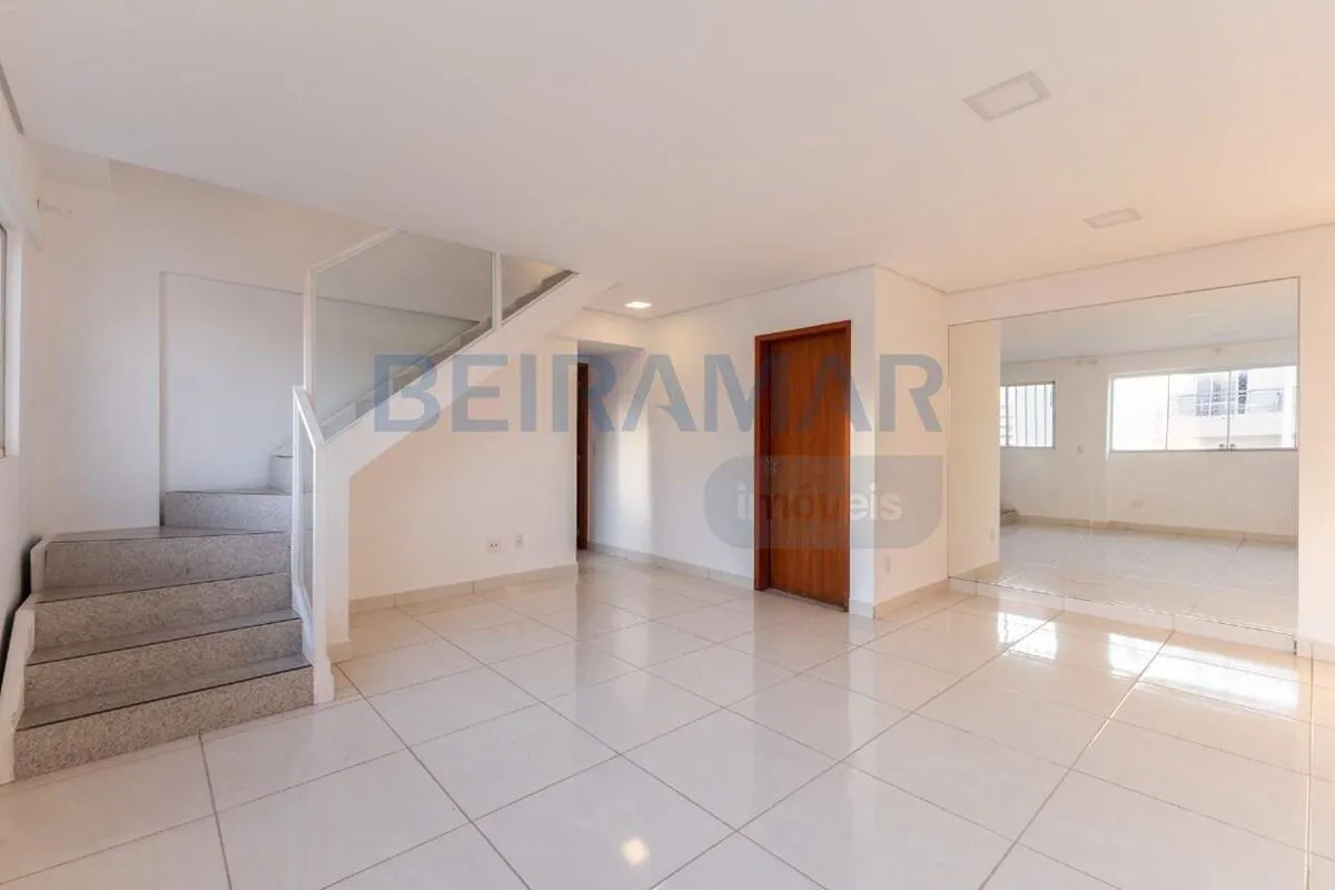 Se você busca espaço, conforto e privacidade, esta cobertura duplex é a escolha ...