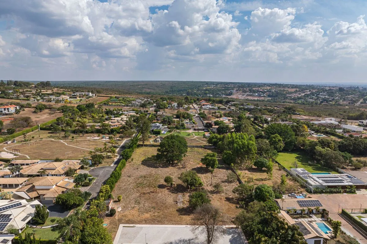 Terreno plano à venda na SMDB 19, Lago Sul - Brasília.3 experiências incríveis p...
