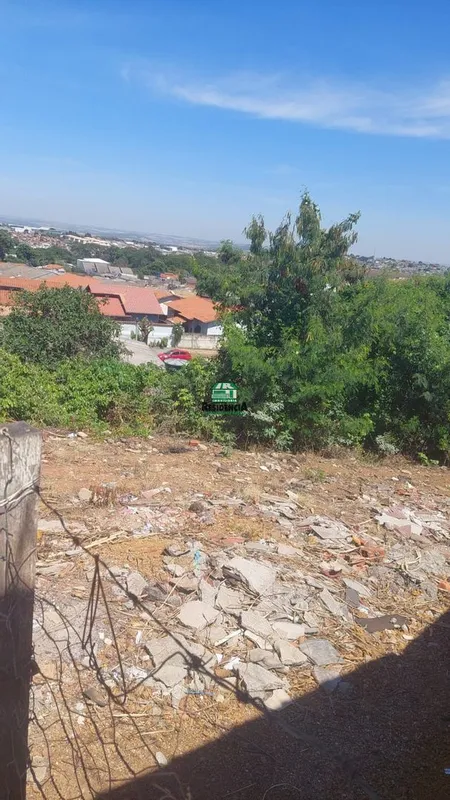 Lote no Polocentro- Área total 360m² - 12X30- Escorrido para o fundo - Aceita ve...