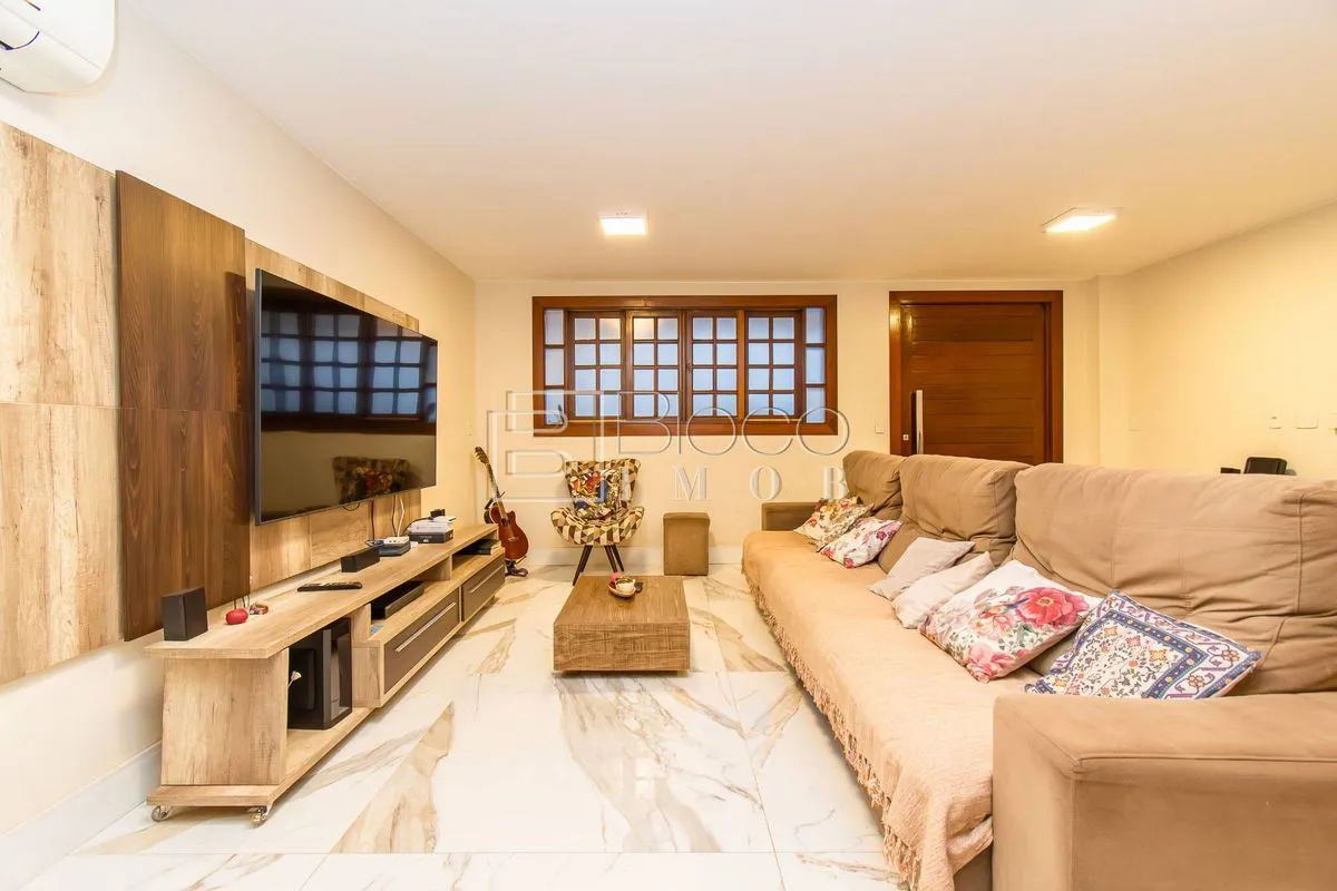 Visitas Adriana 61-99676-6474 Estuda troca por imóvel de menor valor no Cruzeiro...