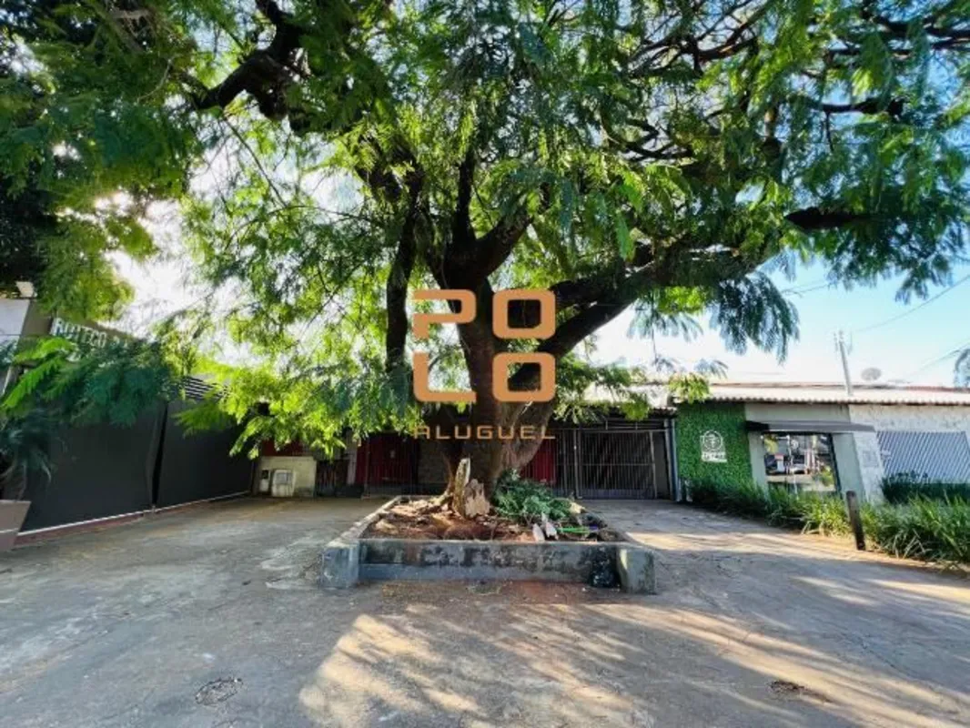 Casa comercial para alugar na Alameda dos Rouxinóis, Parque das Laranjeiras. Com...