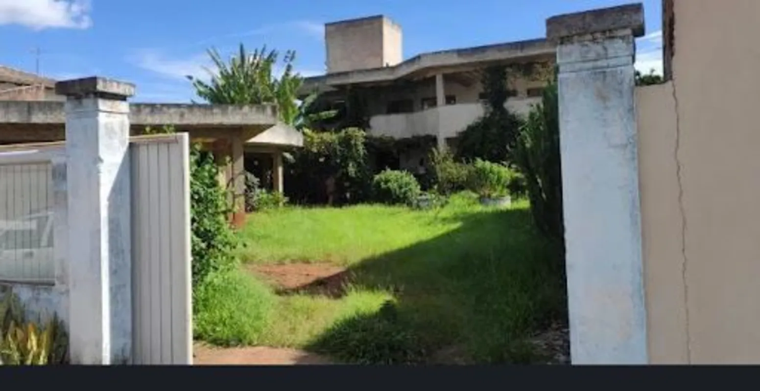 CASA ALTO PADRÃO SOLAR DE BRASÍLIA JARDIM BOTÂNICO 4 SUÍTES COZINHA AMPLA DESPEN...