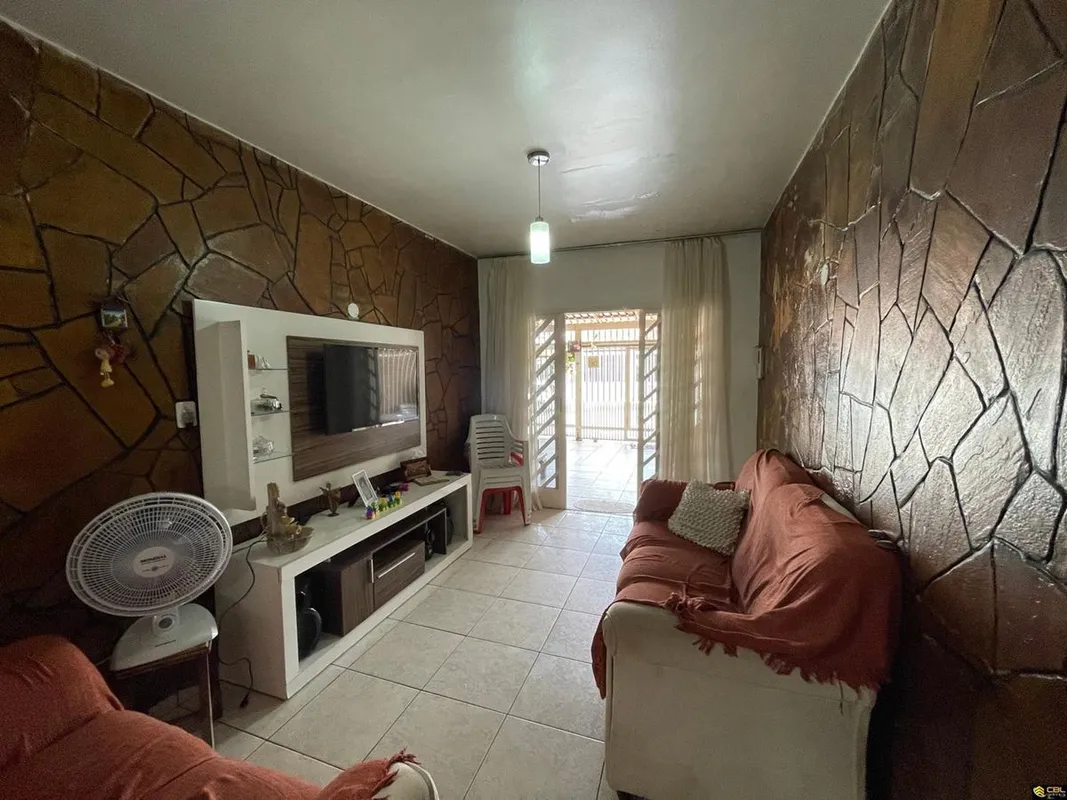 CBL IMÓVEIS VENDE: Maravilhosa casa à venda!Localizada em um dos bairros mais tr...