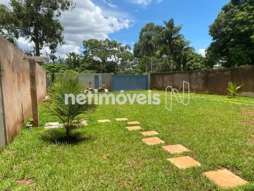PARK WAY QD 04 - Venha construir a casa do seu sonho nesse lote estruturado, com...