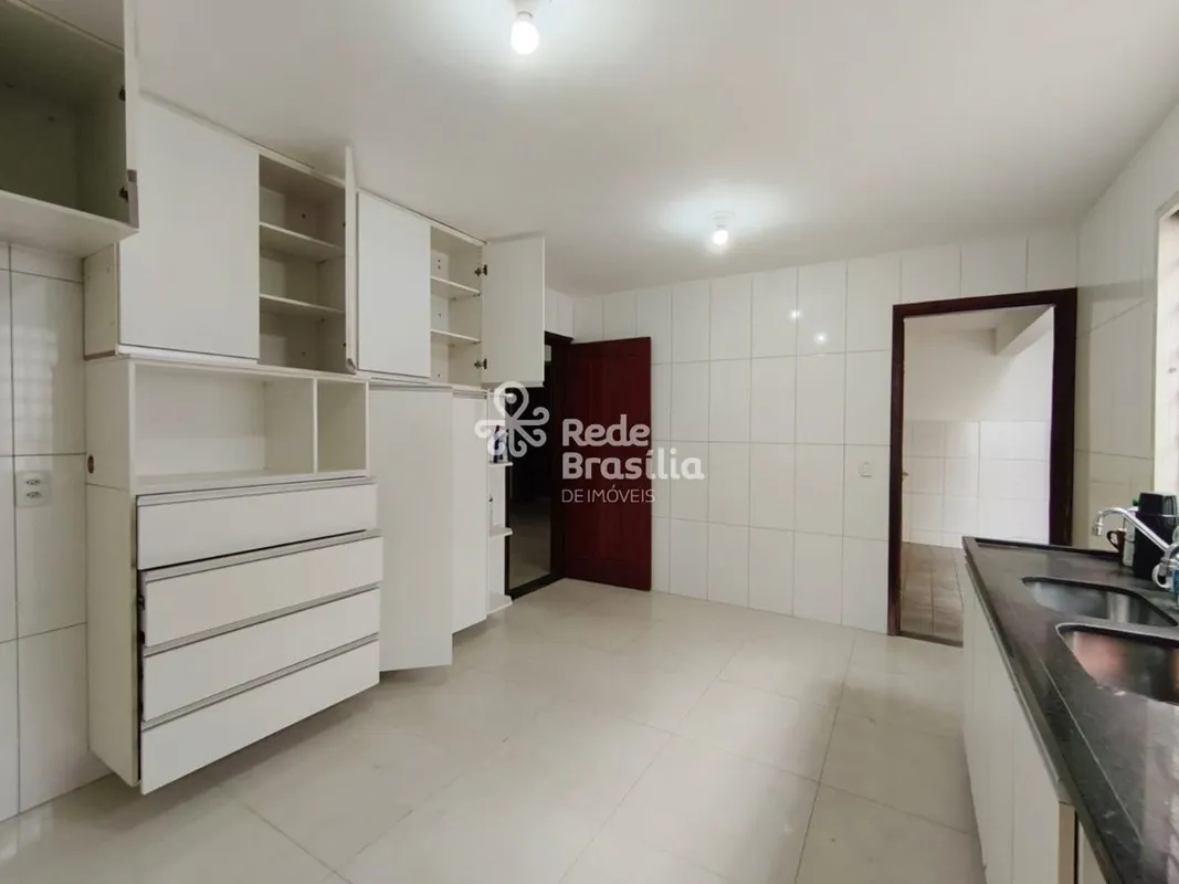 QR 3 | Casa Sobrado - CandangolândiaSe você procura conforto, praticidade e uma ...