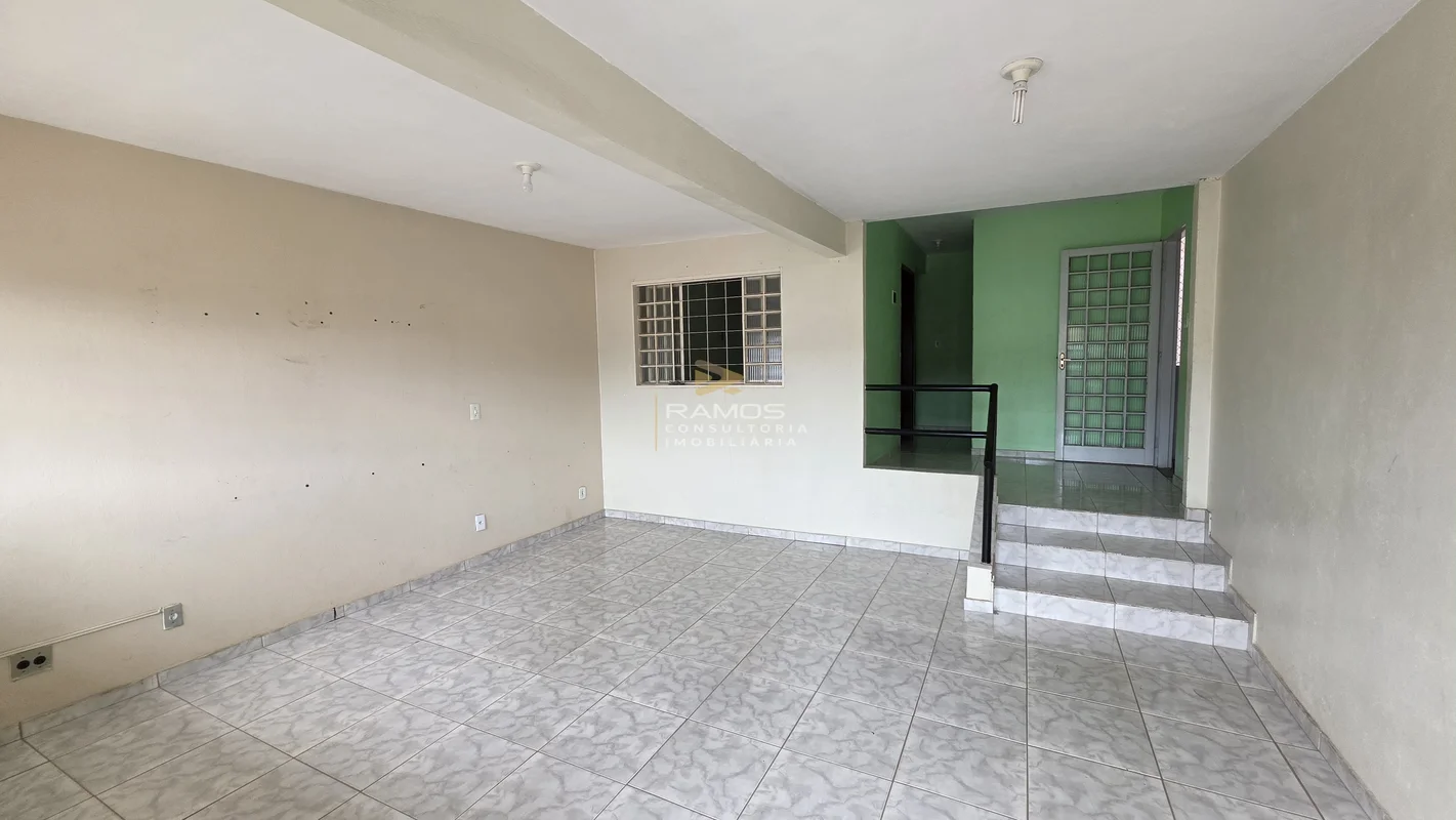 4 quartos | cobertura com amplo salão | faltando apenas pintura | Não Aceita Fin...