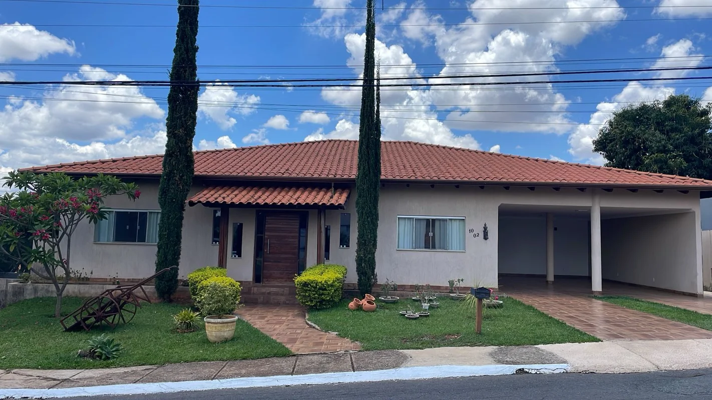*******É PRA VENDER !!!***********ESCRITURADA E COM HABITE-SE EM ANDAMENTO *****...