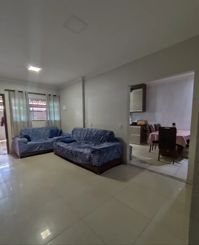 Ótimo Sobrado 6044 Quartos sendo uma suíte Sala com dois Ambientes Cozinha espaç...