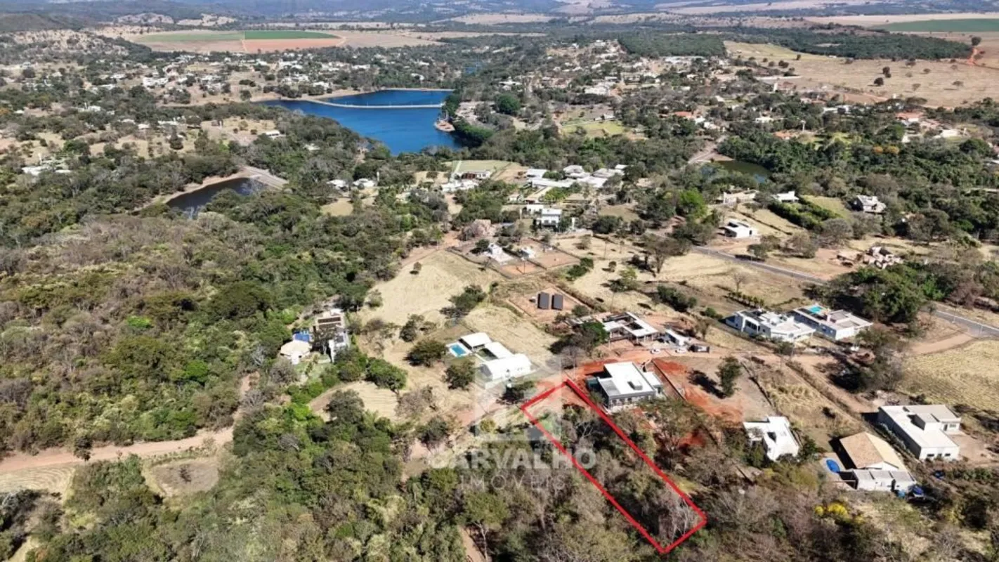 Condomínio Águas da Serra terreno com 2.140 m² com localização privilegiada ao l...