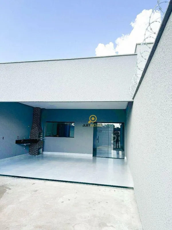 Casa Solar Central Park - Aparecida de Goiânia:- 180m² total / 95m² construídos ...