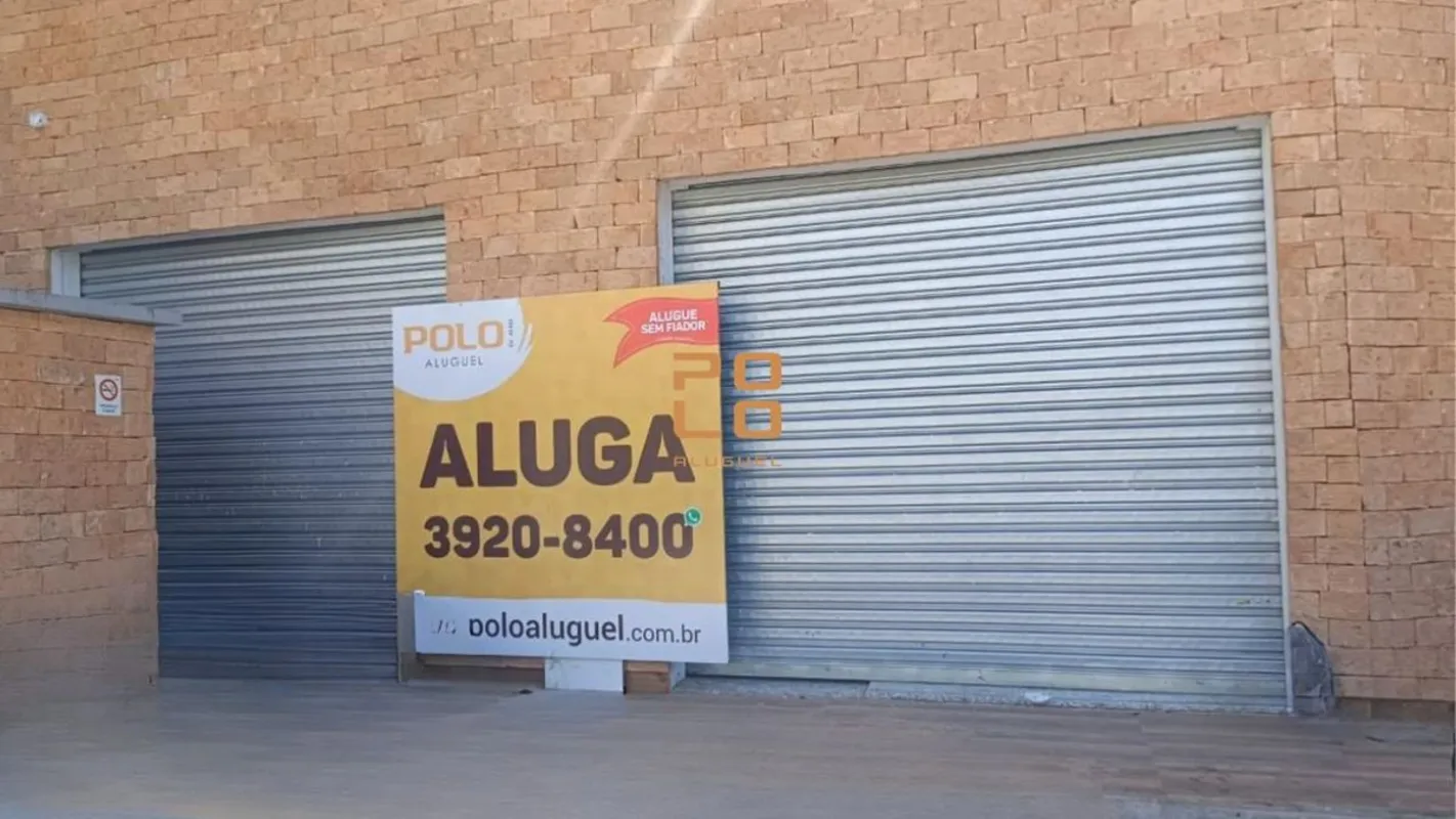 Loja para alugar com 50m² de área. Situado ao lado da Unimed, na esquina da Av. ...