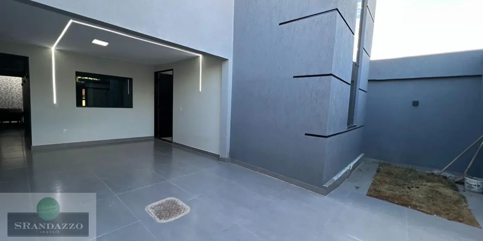 * - Apresentamos uma casa nova de alto padrão localizada na QNO 6 Conjunto K, CE...