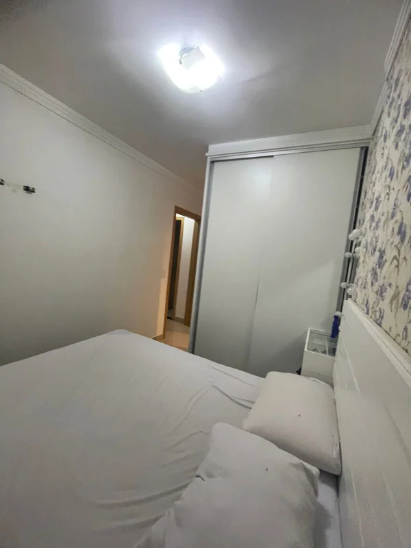 DALEPRANE INTELIGÊNCIA IMOBILIÁRIA VENDE.Apartamento no condomínio residencial G...